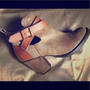 Summer Ankle Boot New sz6